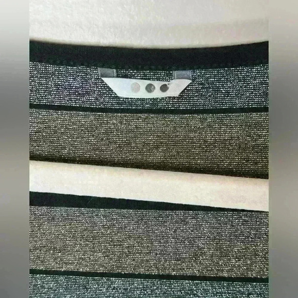 Three Dots Silver Gold Black Metallic Stripe Long Sleeve Dress Size Small - Picture 11 of 14